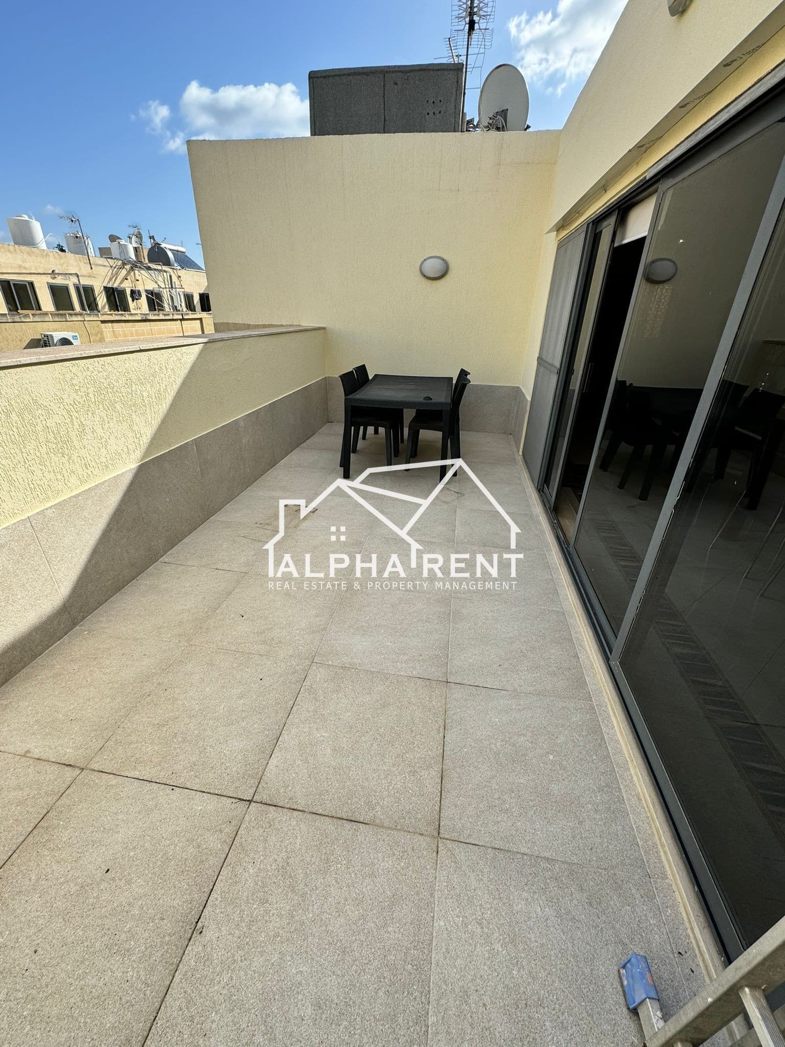 Residential Rent Penthouses in South - 5