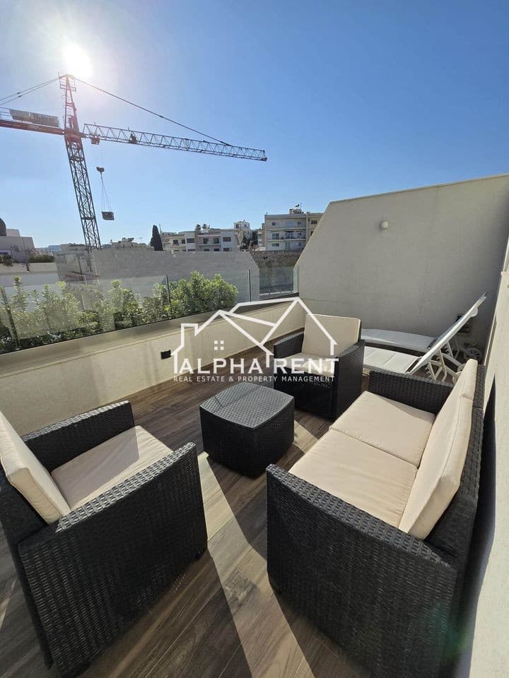 Residential Rent Penthouses in Gzira