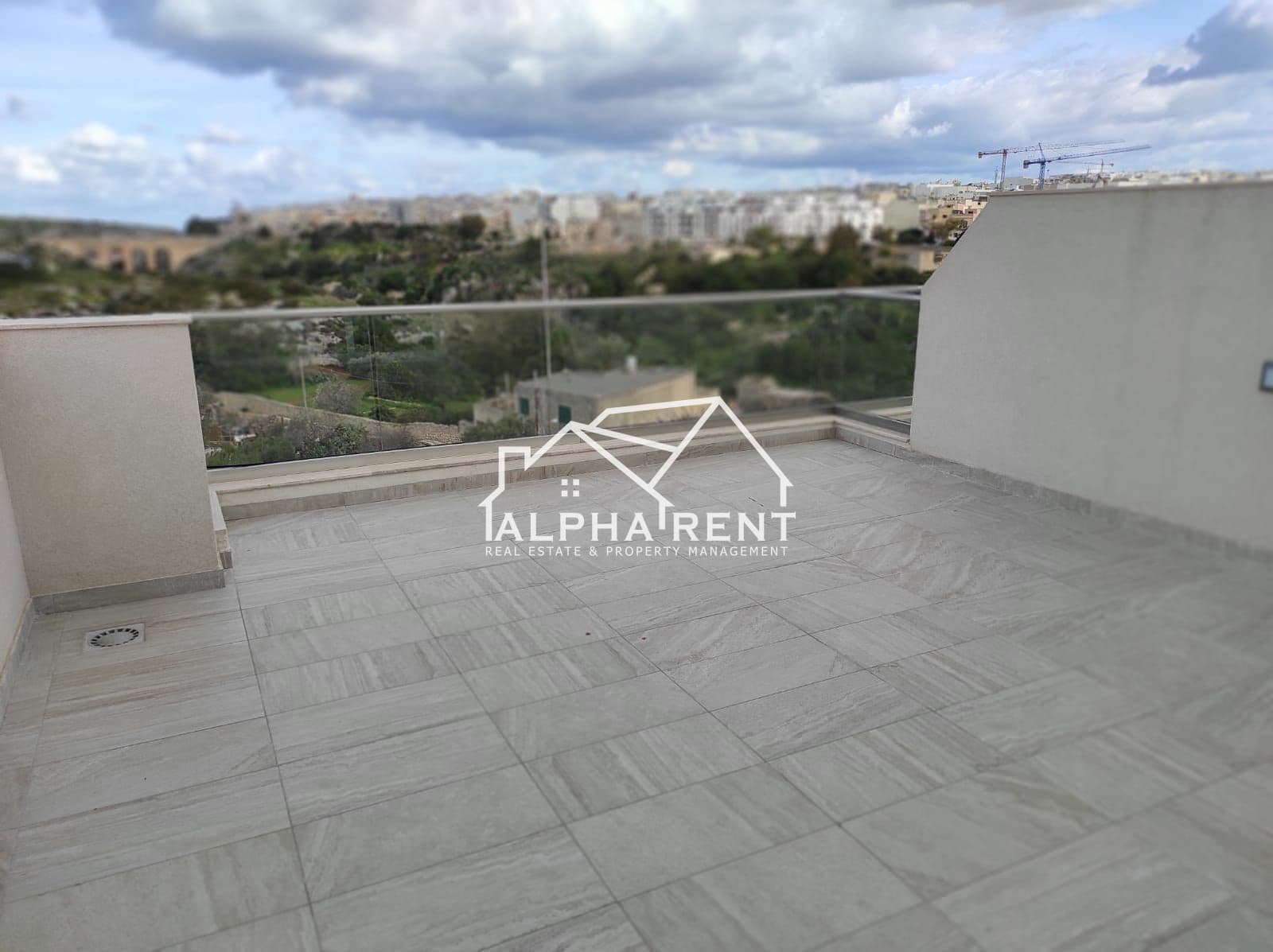 Residential Rent Penthouses in Mosta - 5