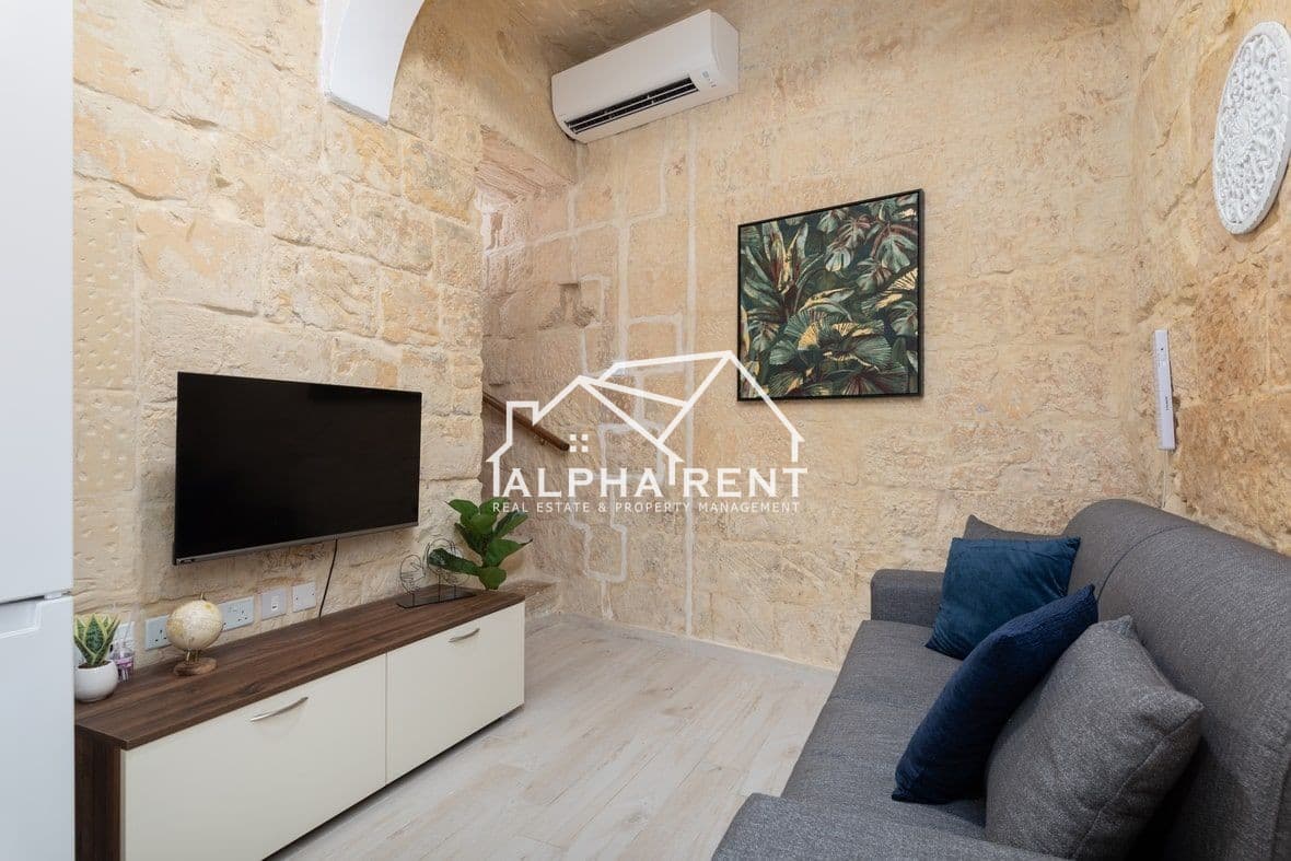 Residential Rent Townhouses in Qormi - 2