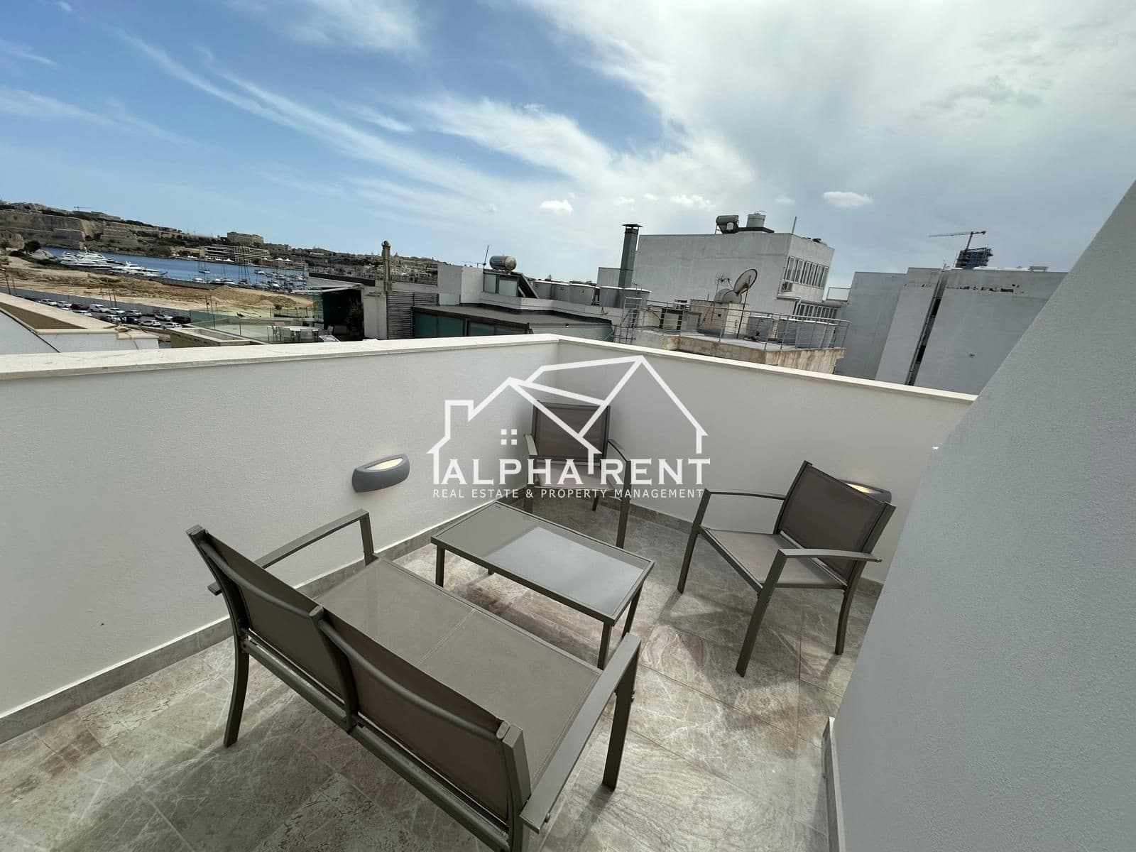 Residential Rent Penthouses in Gzira - 2
