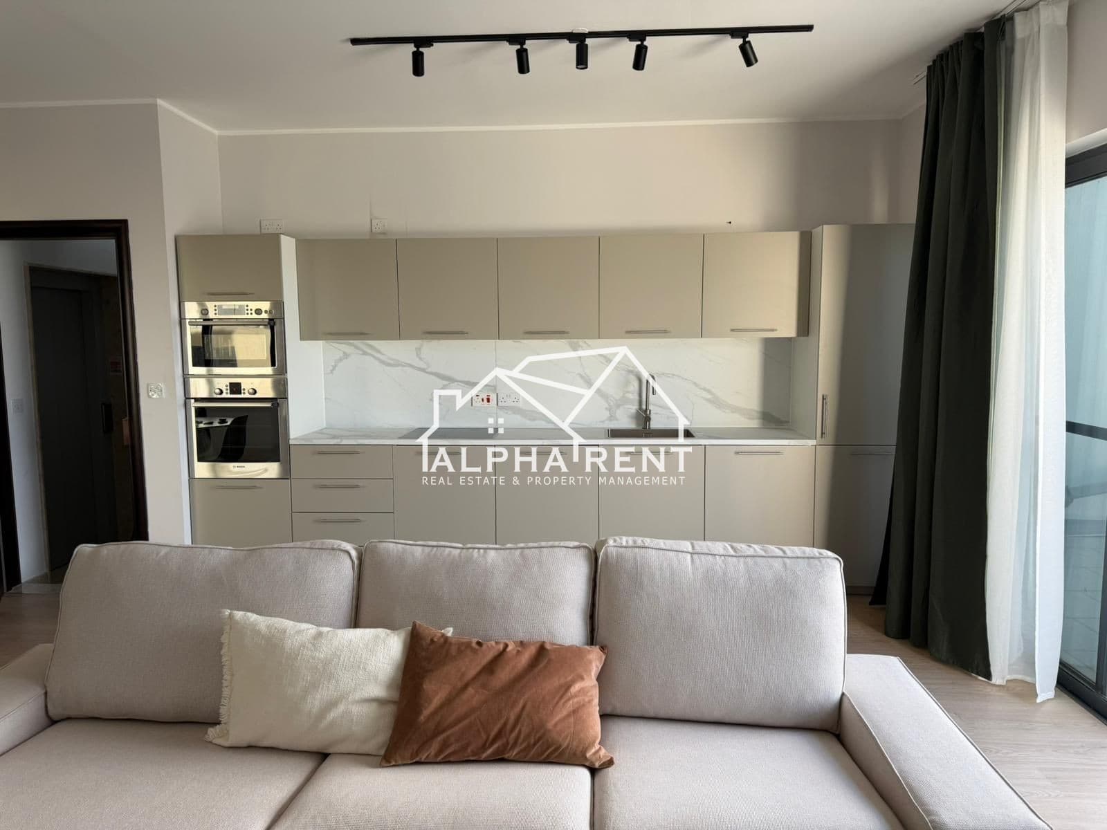 Residential Rent Penthouses in Sliema - 4