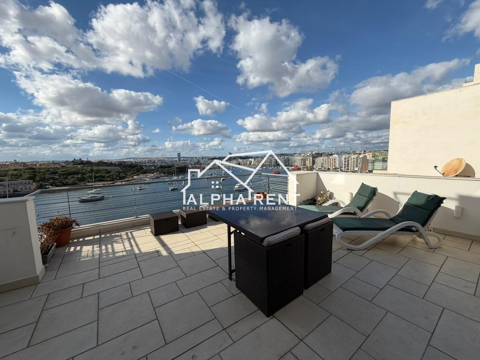 Residential Rent Penthouses in Sliema