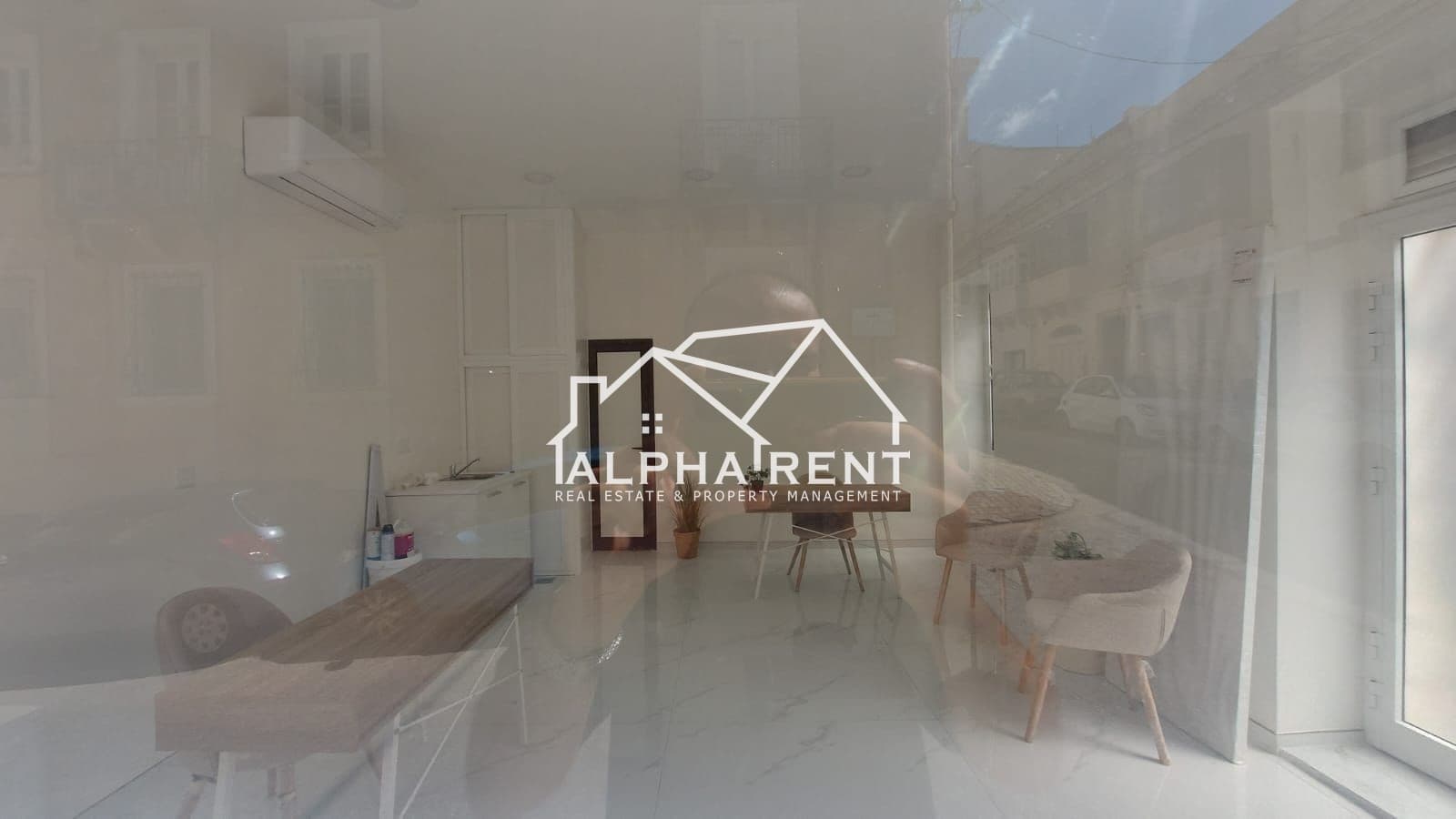 Commercial Rent Class 4B (Retail Shops) in Sliema - 5